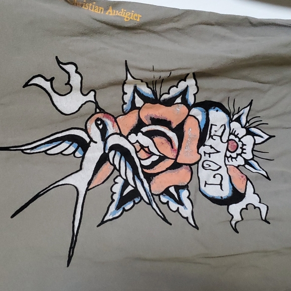 UEC - LS ED Hardy T-Shirt - Picture 2 of 6